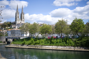 Location de Véhicules Utilitaires Niort